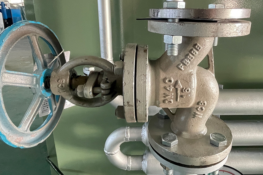 Quadrata ammoniania decomposition hydrogenii productio unit
