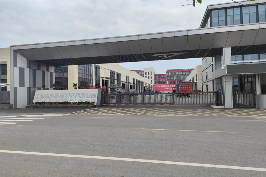 Jiangsu Luoming Engineers disposita ad visit Customer site in Jiangxi