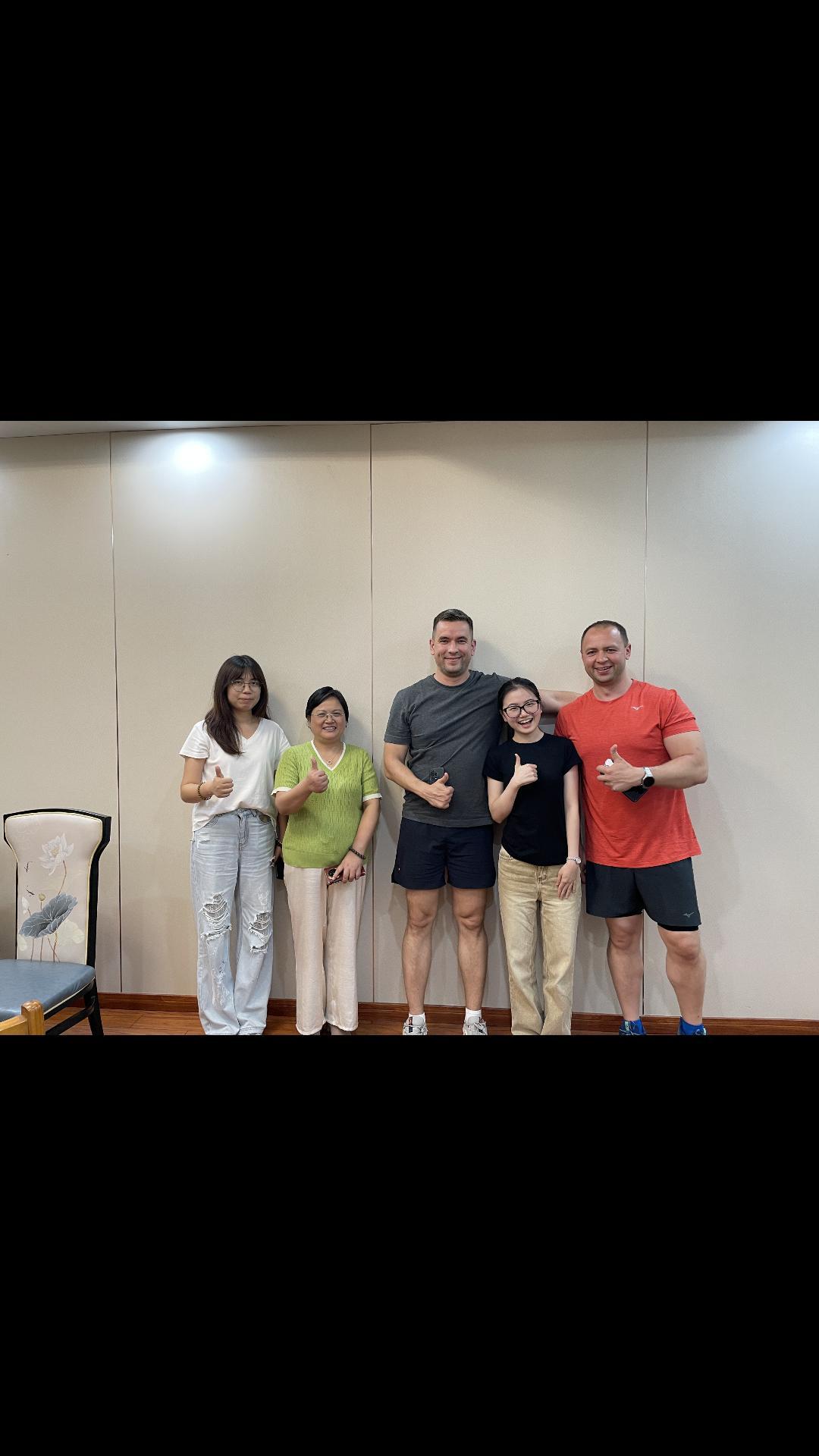 Russian Client Visits Luo Ming Purificacionis pro on-site inspectionem